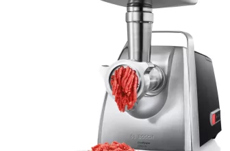 Le hachoir à viande Bosch ProPower hache de la viande
