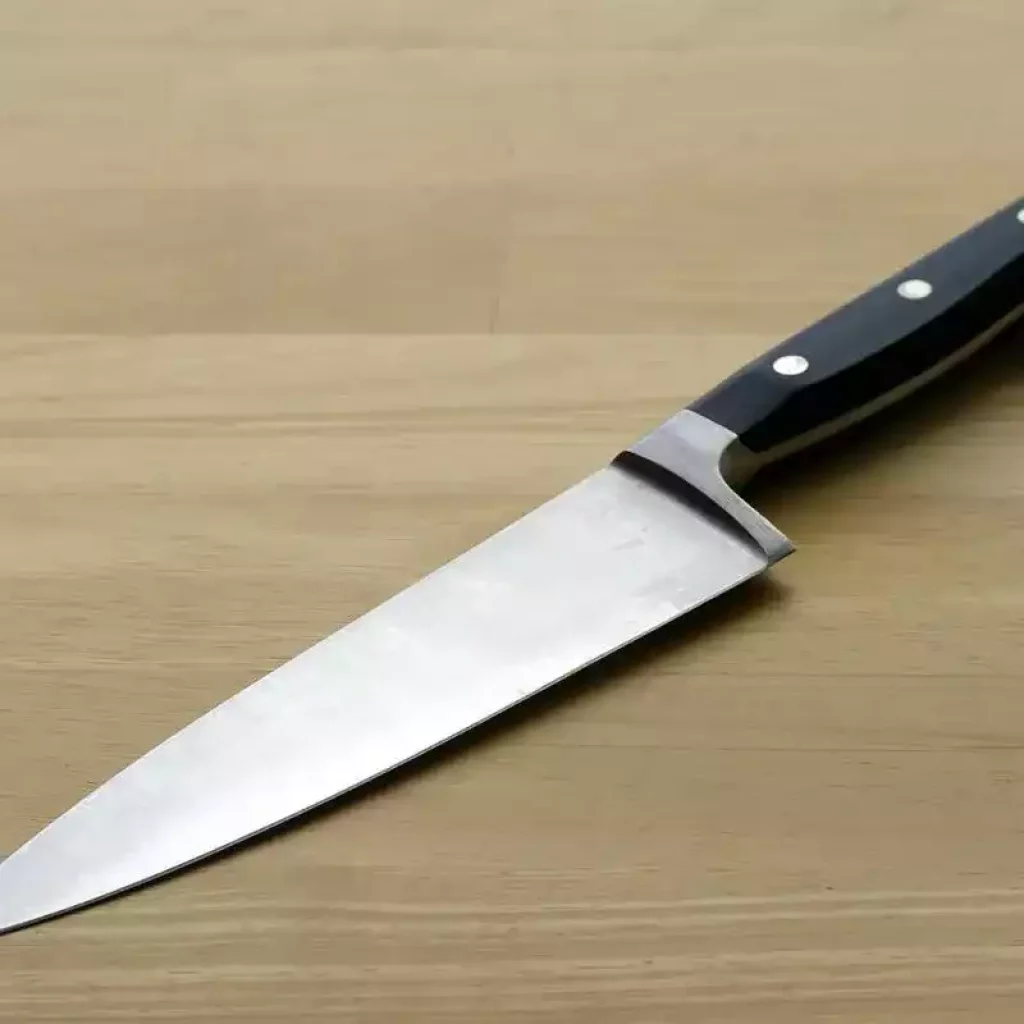 Un couteau tranchant pour la viande hachée