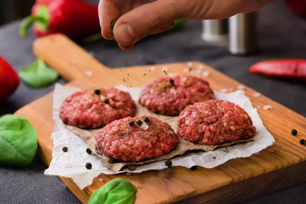 Les astuces pour réussir et conserver vos steaks hachés